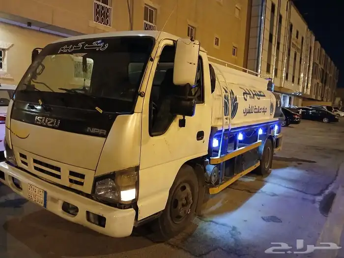 وايت مياه صالحه للشرب 6طن جميع أنحاء الرياض 1