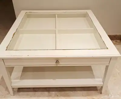 طاولة ايكيا بيضاء 0