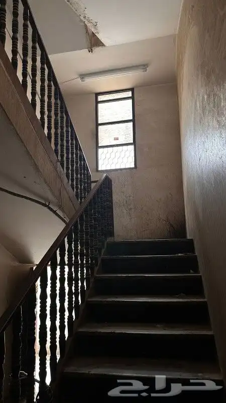 عمارة للبيع على شارع حمزة مع المدينة 1