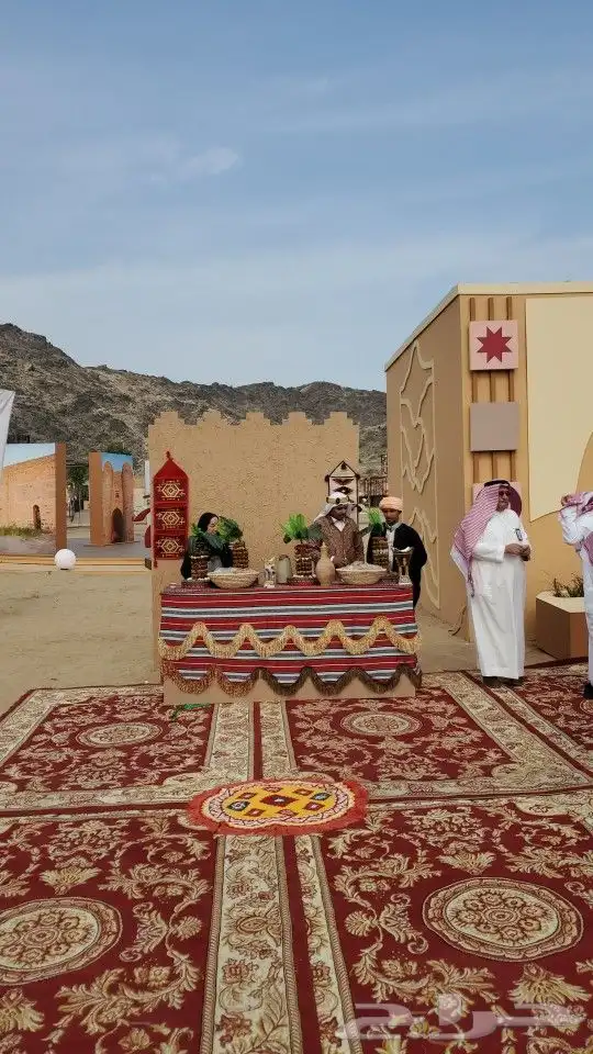 جلسات شعبيه مركاز وارضي للايجار 3
