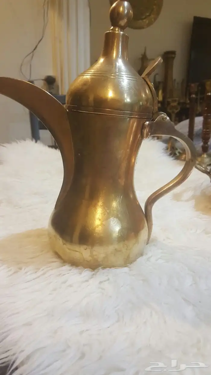 تحف نحاسيات قديمه دلل فازات شمعدان 1