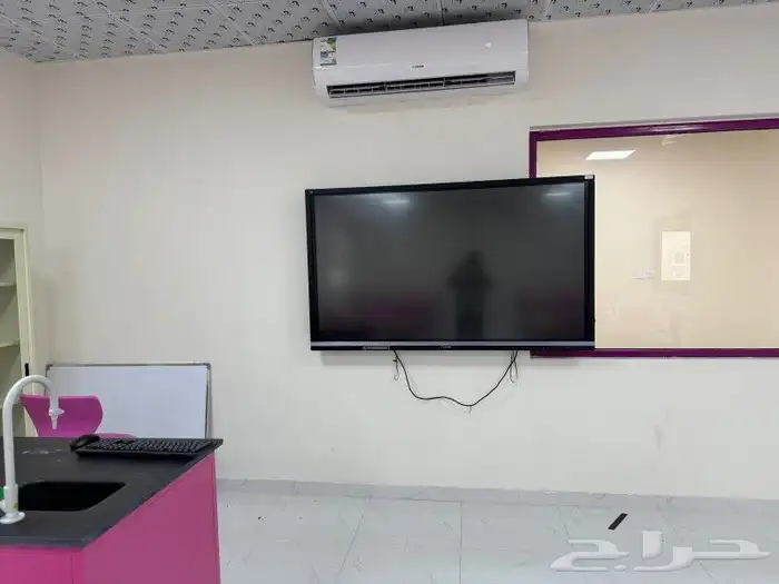 من اقوى الشاشات التفاعلية 75 بوصه باللمس 4