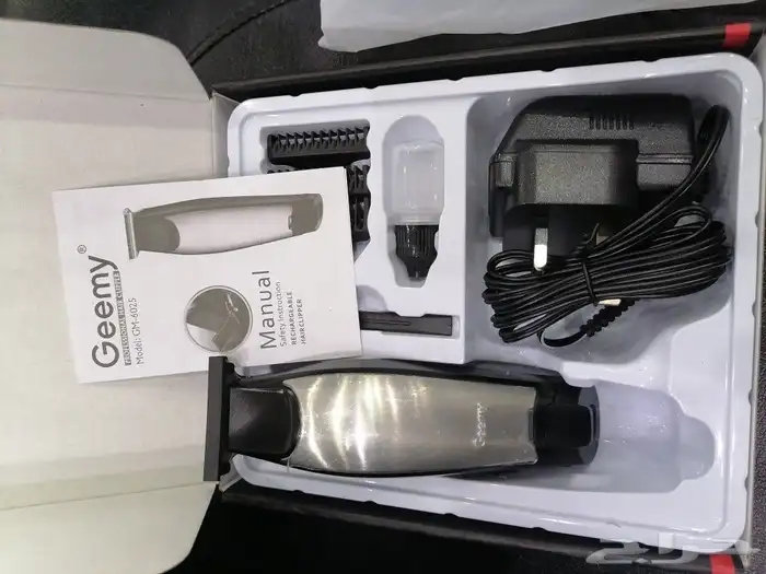 ماكينة حلاقه دقن ماركة Geemy 1