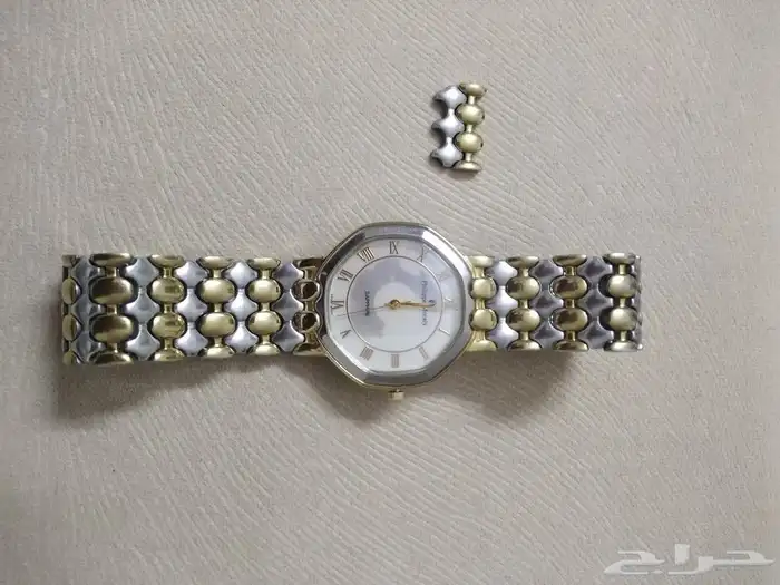 ساعة سويسرية 2