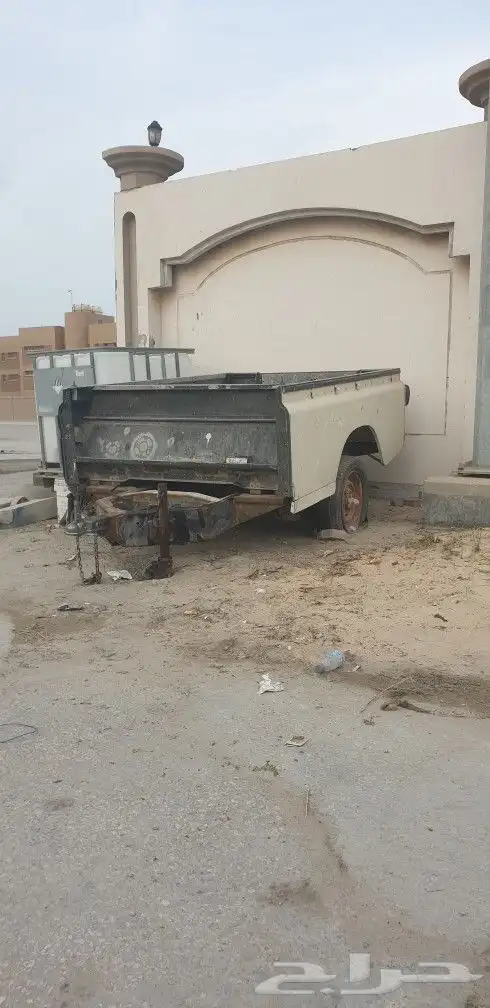 عربة قلص مقطوع من لاندروفر 6