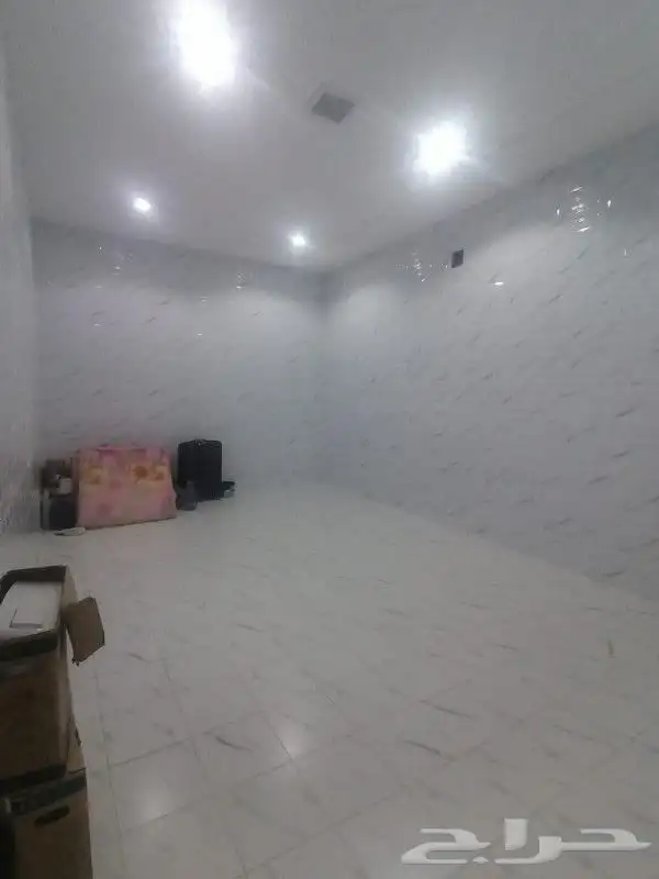 فيلا للبيع درج داخلي بصك 6