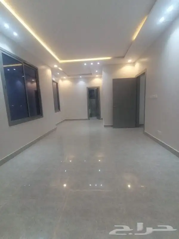 فيلا للبيع درج داخلي بصك 2