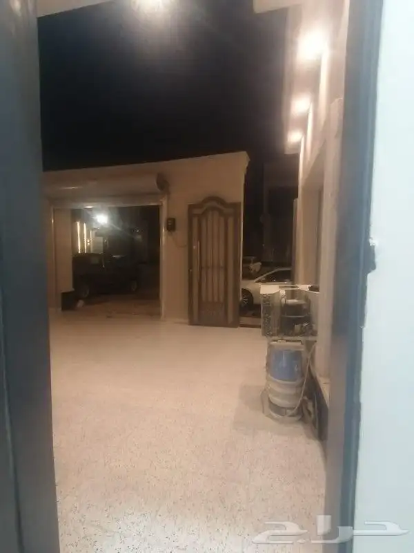 فيلا للبيع درج داخلي بصك 10