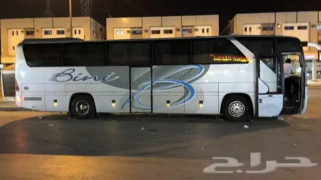 باصات حافلات للنقل السياحي داخل وخارج الرياض 1