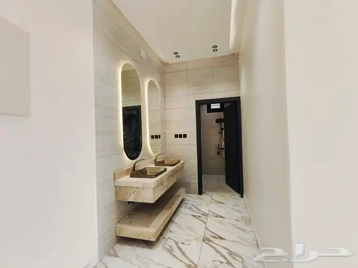 فيلا كبيرة تشطيبات ممتازة مساحه 540 متر 3