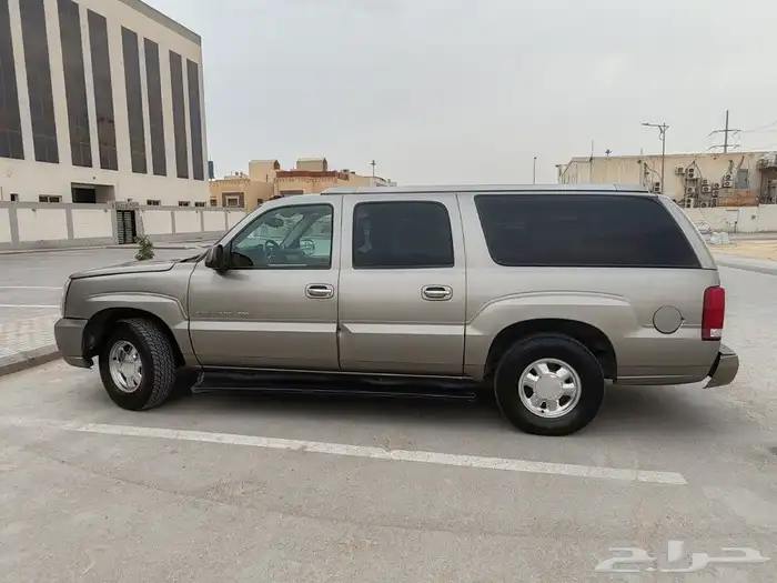 كاديلاك اسكاليد طويل ملكي 2003 ESV 14