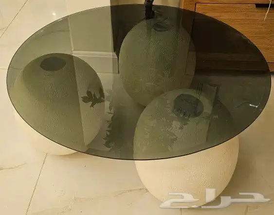 طاولة مميزة وعصرية 1