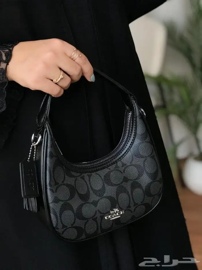 شنط ماركة ميو ميو و ماركة كوتش و ماركة قوتشي وجميع الماركات 28