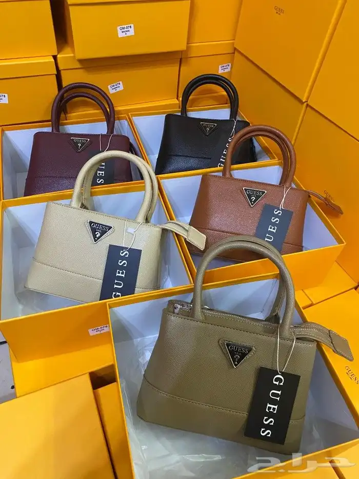 شنط ماركة ميو ميو و ماركة كوتش و ماركة قوتشي وجميع الماركات 42