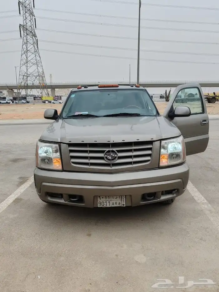كاديلاك اسكاليد طويل ملكي 2003 ESV 24
