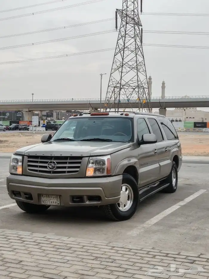كاديلاك اسكاليد طويل ملكي 2003 ESV 0