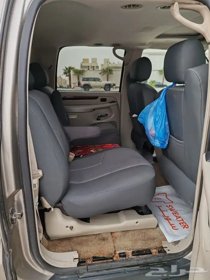 كاديلاك اسكاليد طويل ملكي 2003 ESV 8
