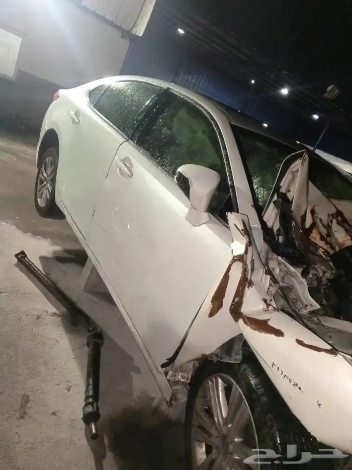 لكزس ES 350 موديل 2014 قطع غيار فقط 3