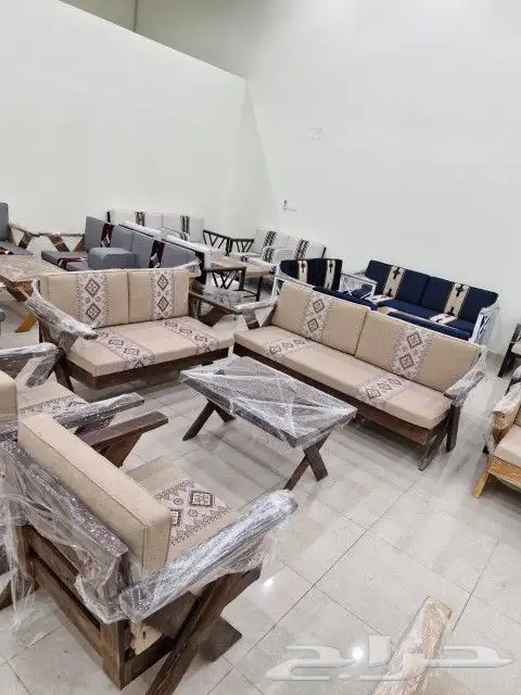 اثاث منزلي مجالس عربيه تراثية وشعبية كنب ارضي 3