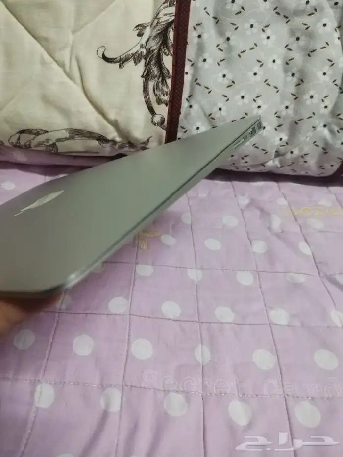 ماك بوك اير 1