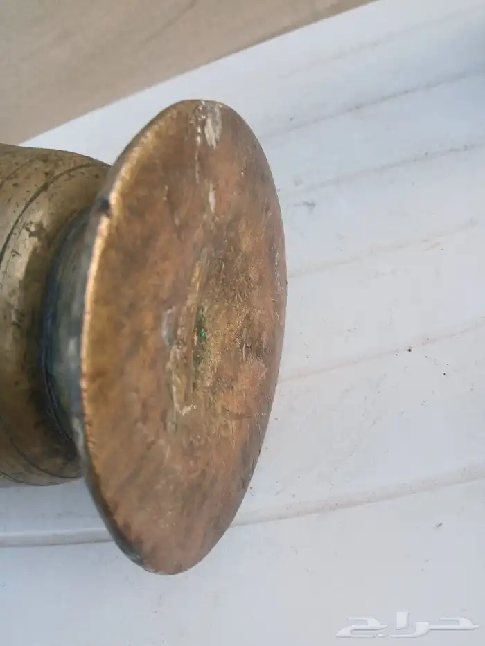 نجر مستعمل. بدون. يد 2