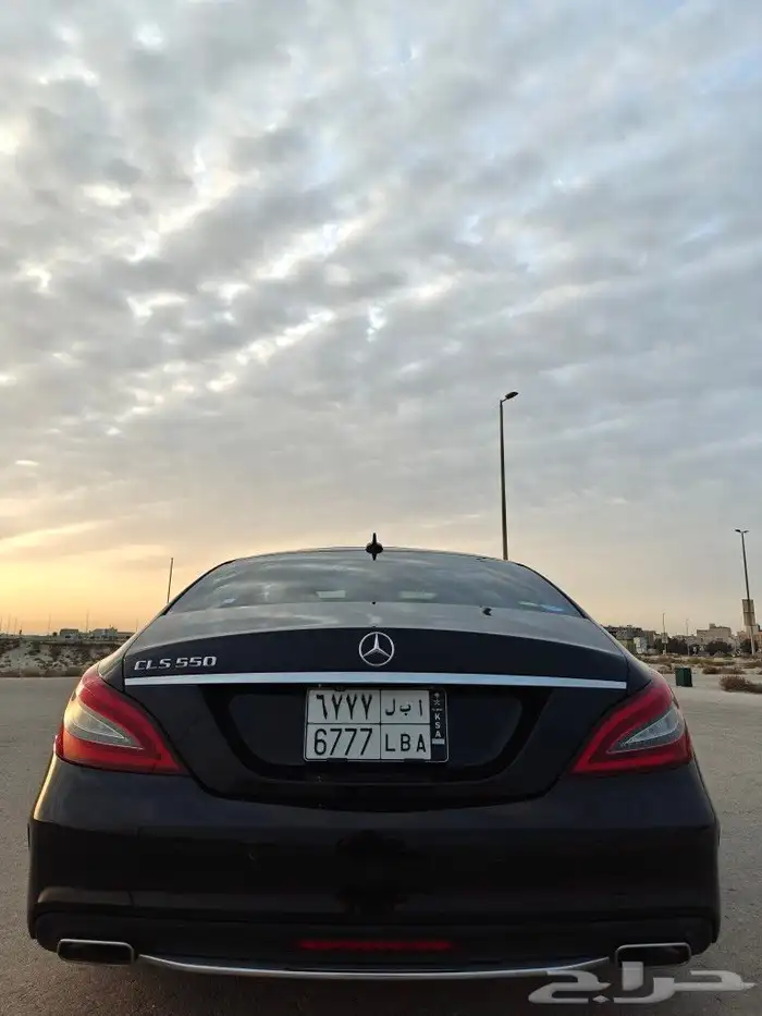 تم البيع مرسيدس CLS 550 مخزن 9