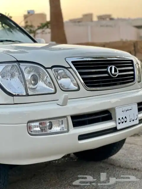 جيب لكزس LX موديل 2000 قمه بنظافة 23