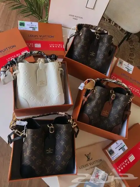 عروض شنط ماركات قوتشي كوتش لويس_فيتون فالنتينو جيس 16