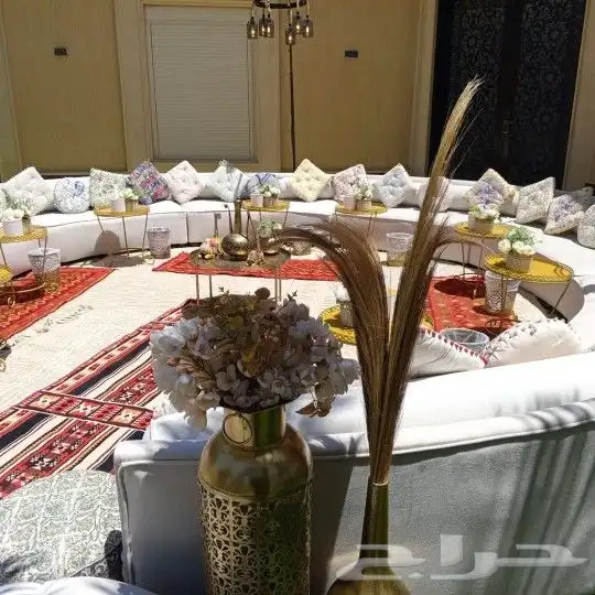 تأجير طاولات طعام كنب مداخل كوشه قهوجين الرياض 6
