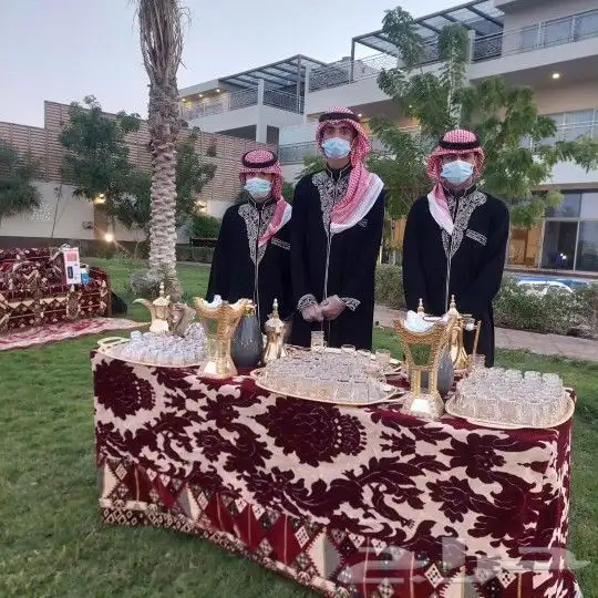 تأجير طاولات طعام كنب مداخل كوشه قهوجين الرياض 3