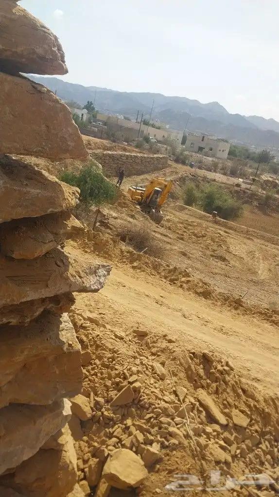 بوكلين للمقاولات وبناء الحجر وقصى الارضي خميس البحر وضوحيها 0