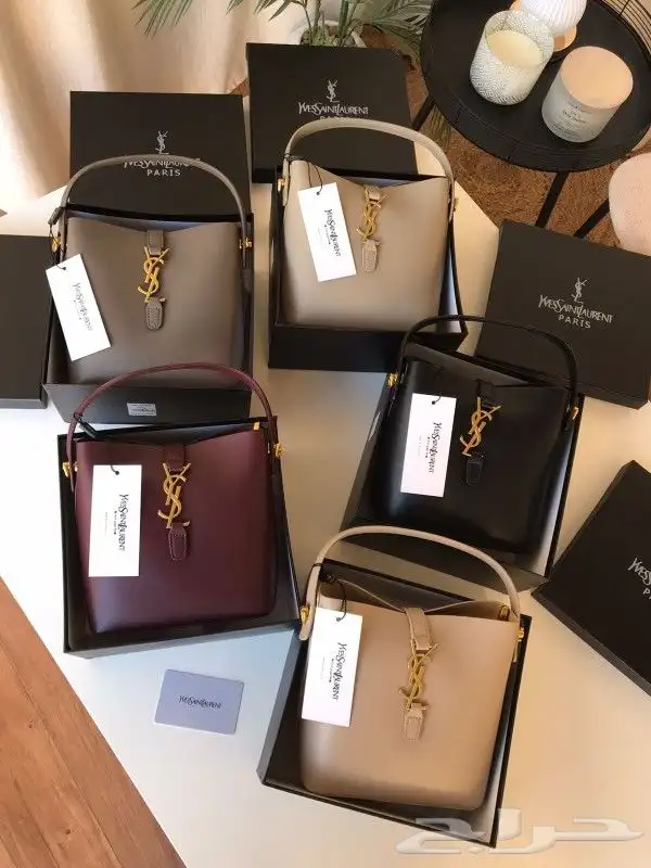 عروض شنط ماركات قوتشي كوتش لويس_فيتون فالنتينو جيس 10