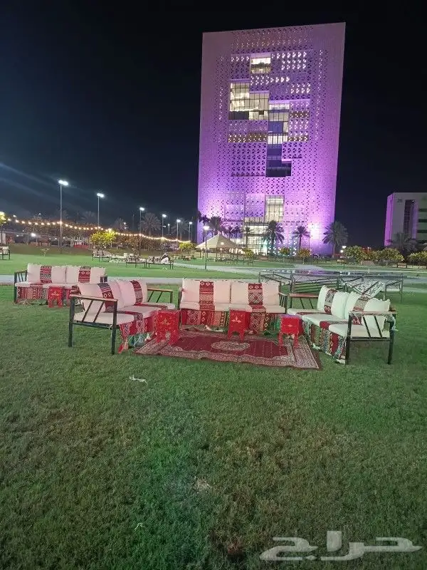 تاجير قهوجين وصبابين رجال ونساء كنب وكراسي زل طاولات ومضلات 14