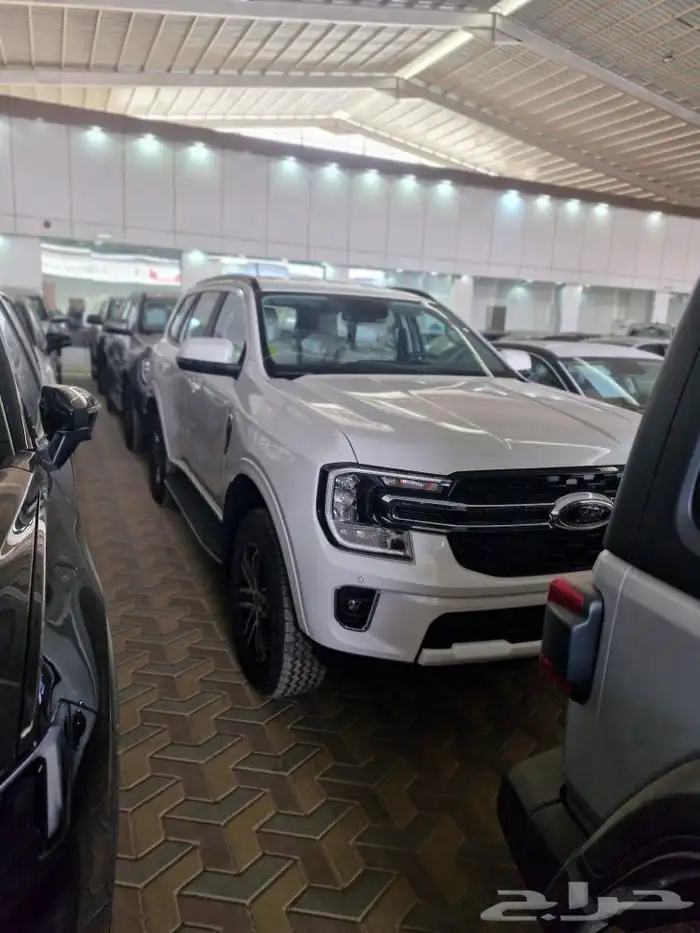 فورد ايفريست XLT 2025 1