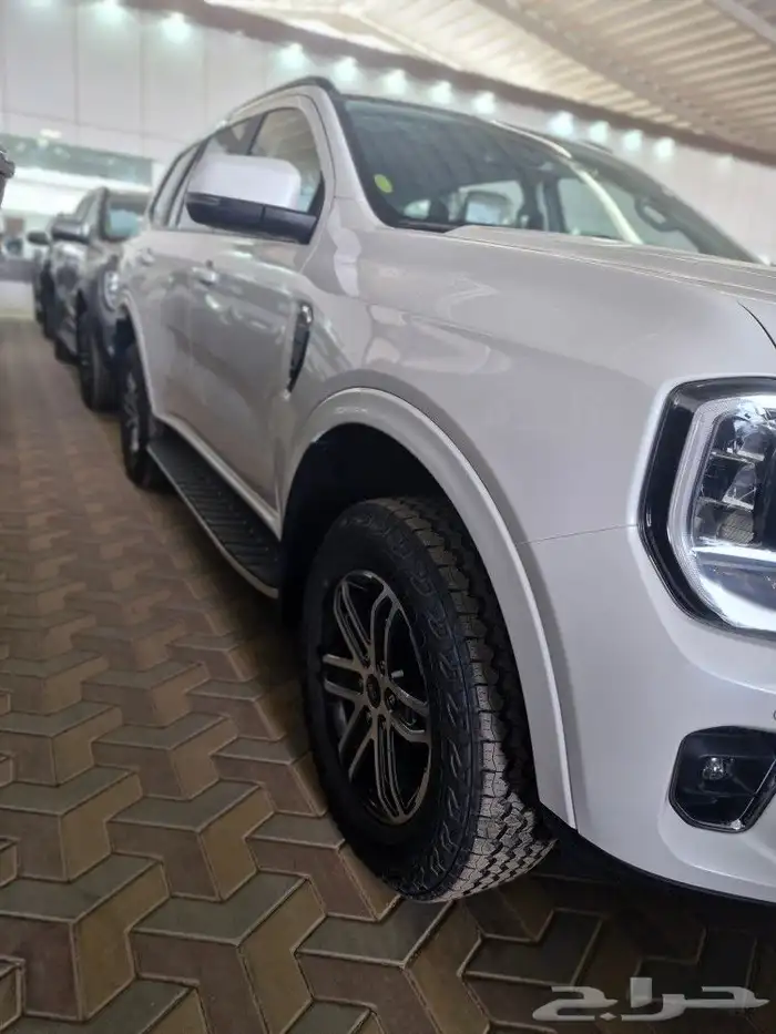 فورد ايفريست XLT 2025 3