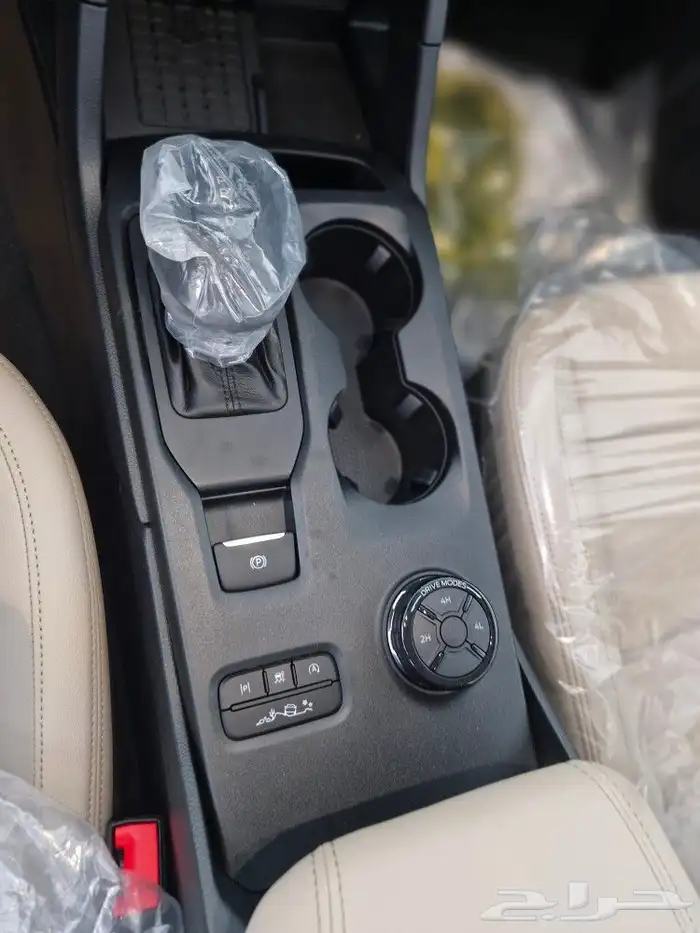 فورد ايفريست XLT 2025 23