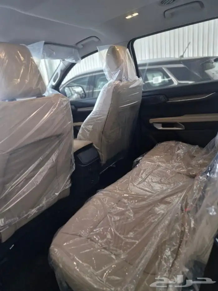 فورد ايفريست XLT 2025 19