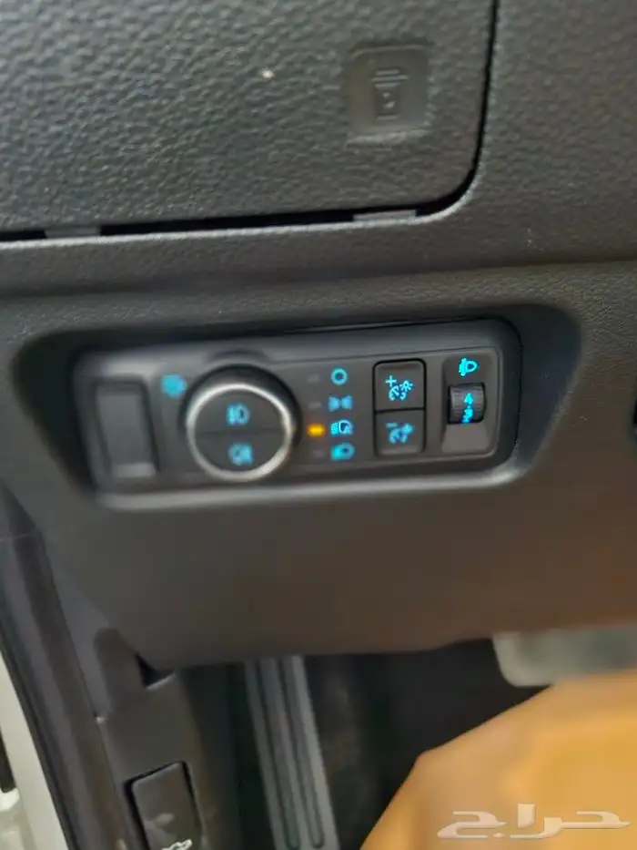 فورد ايفريست XLT 2025 26