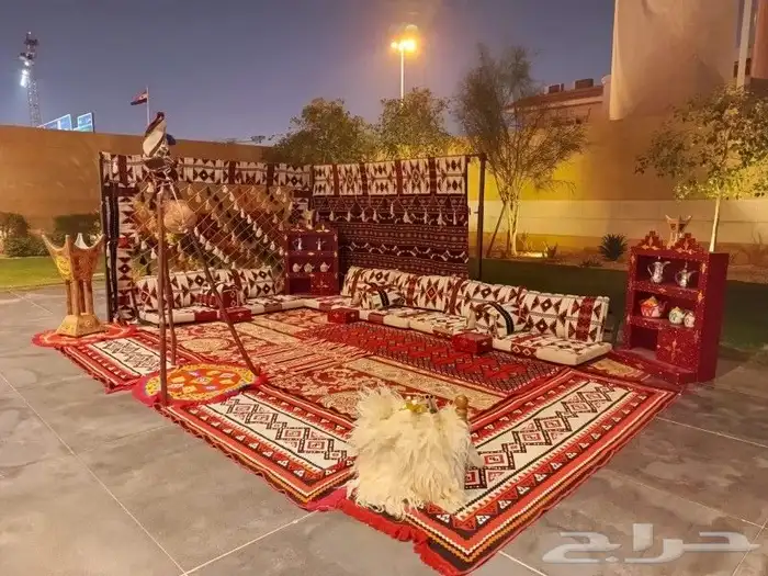 تاجير قهوجين وصبابين رجال ونساء كنب وكراسي زل طاولات ومضلات 15