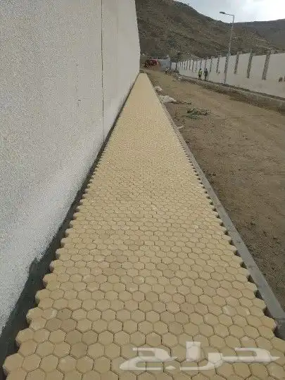 ابو مكه لتركيب البلدوره والانترلوك والبلاط 1