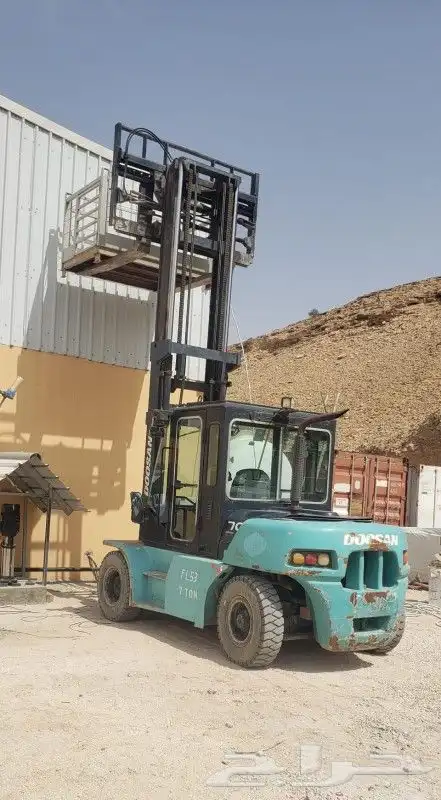 رافعات_شوكيه_للايجار_مؤسسة_جلائل 1