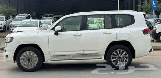 تويوتا لاند كروزر L3. عبداللطيف جميل 2025 5