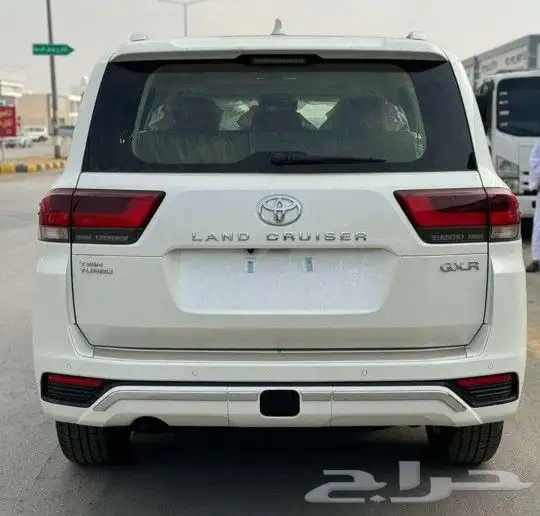 تويوتا لاند كروزر L3. عبداللطيف جميل 2025 7