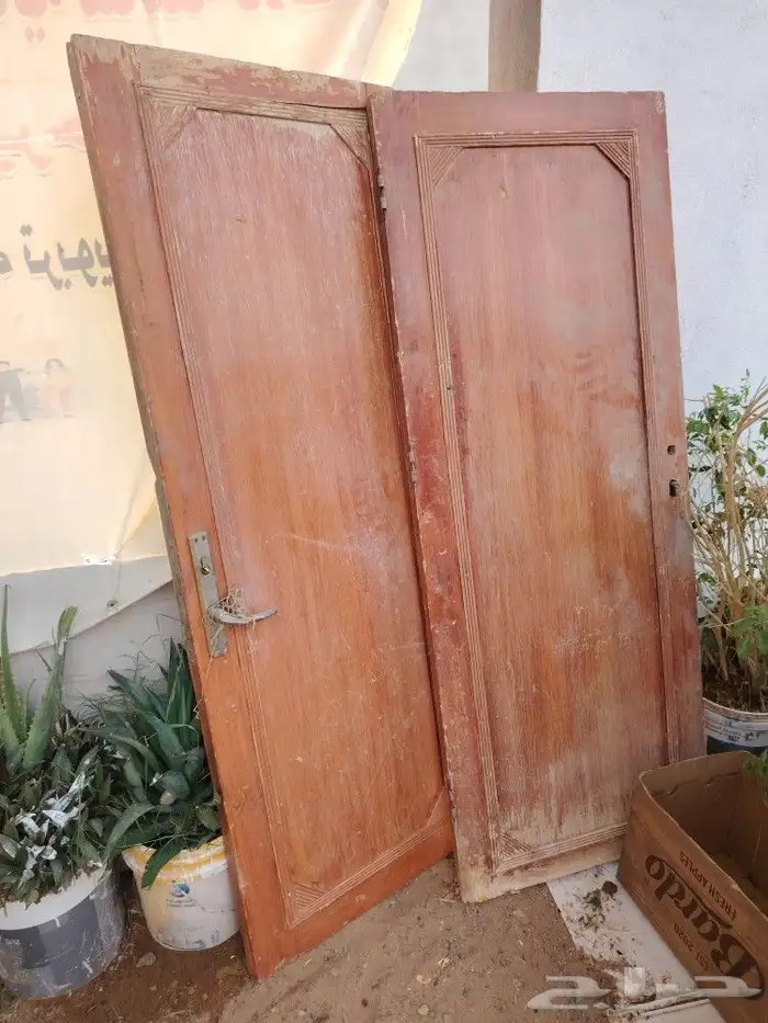 أبواب خشب للبيع قديمه 1
