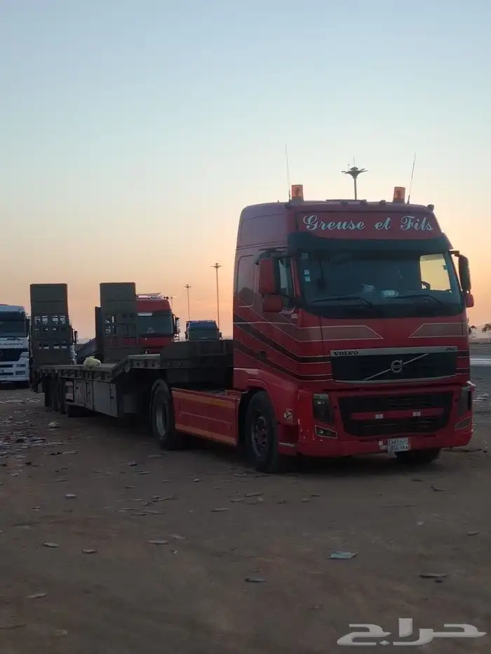لوبد متواجد حائل لنقل جميع المعدات 0