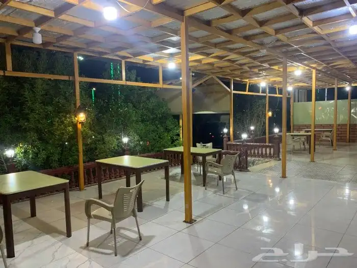 عمارة على الطريق الدولي محافظة رفحاء للبيع 2