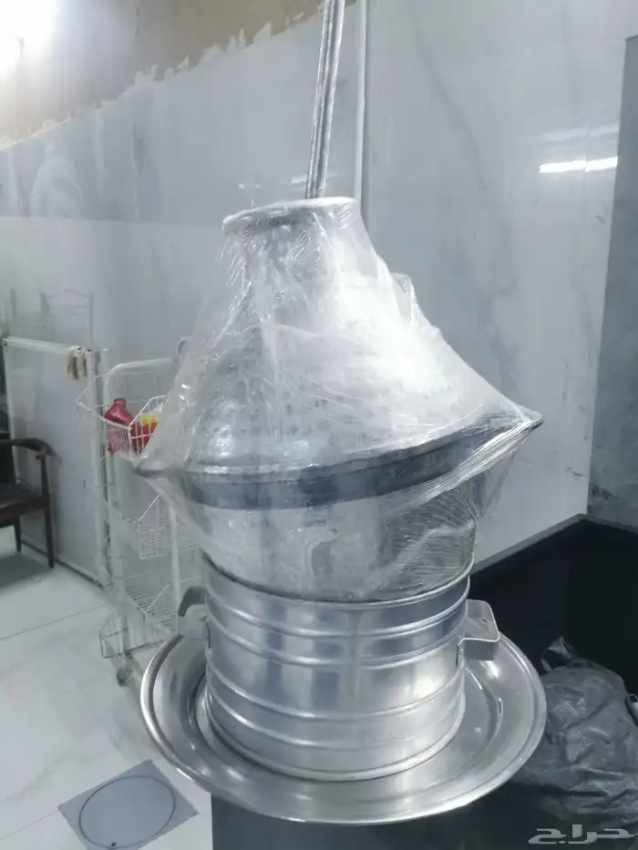 ادوات مطعم متفرقة و مكيفات و مراوح رزاز 0
