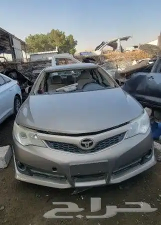 متوفر قطع غيار سياره تويوتا كامري من 2000_2016 2