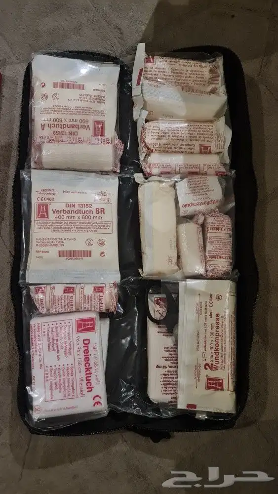 اسعافات أولية bmw مع مثلث ضرورية في كل مركبة 1