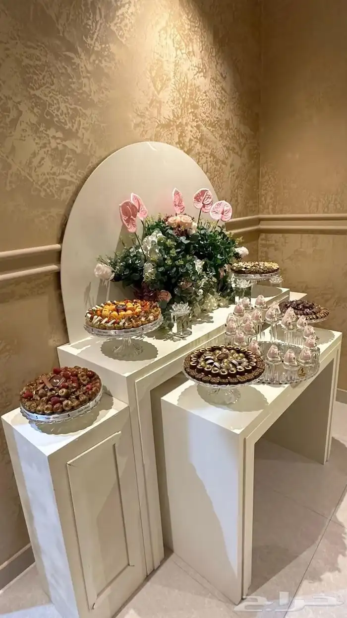 يوجد لدينا كراسي طاولات طعام كوشه خيام مداخل قهوجي صبابين 3